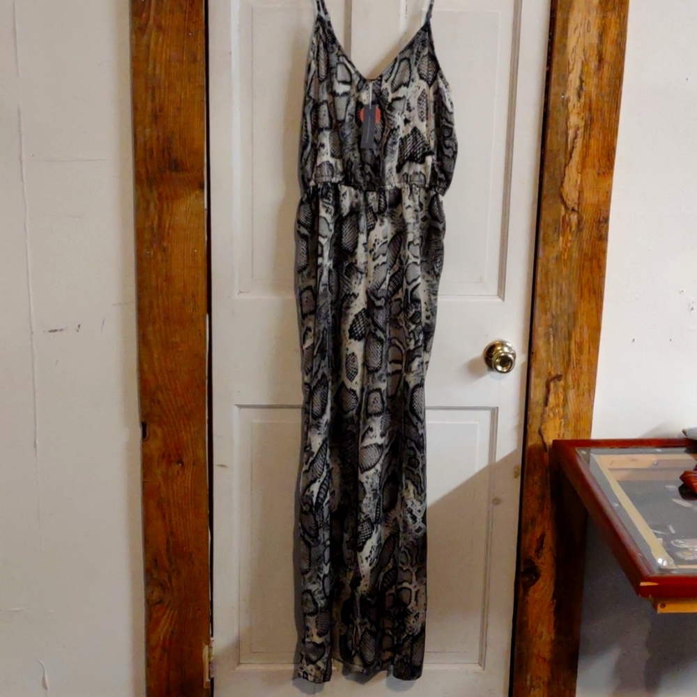 NWT Bailey's Blossoms Jumpsuit size Medium